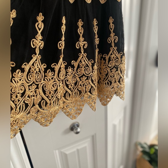 Stunning Party Dress Sz Small - Picture 5 of 6